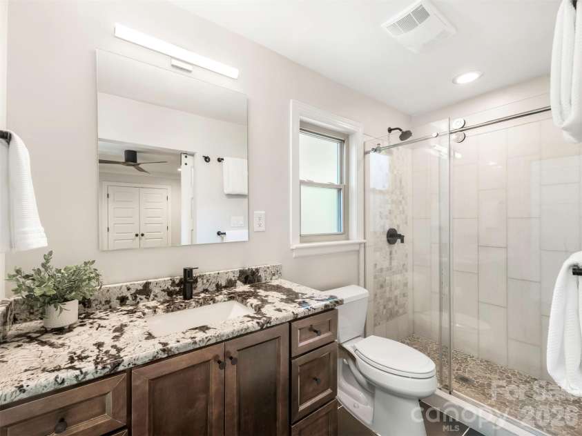 3523 Round Oak Road, Charlotte, NC 28210.  MLS# CAR4421874, YatesRealty ID 50181. Primary Bathroom