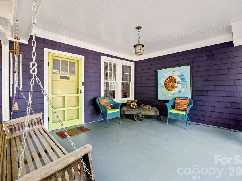 1900 Thomas Avenue, Charlotte, NC 28205.  MLS# CAR4421719, YatesRealty ID 50182. 