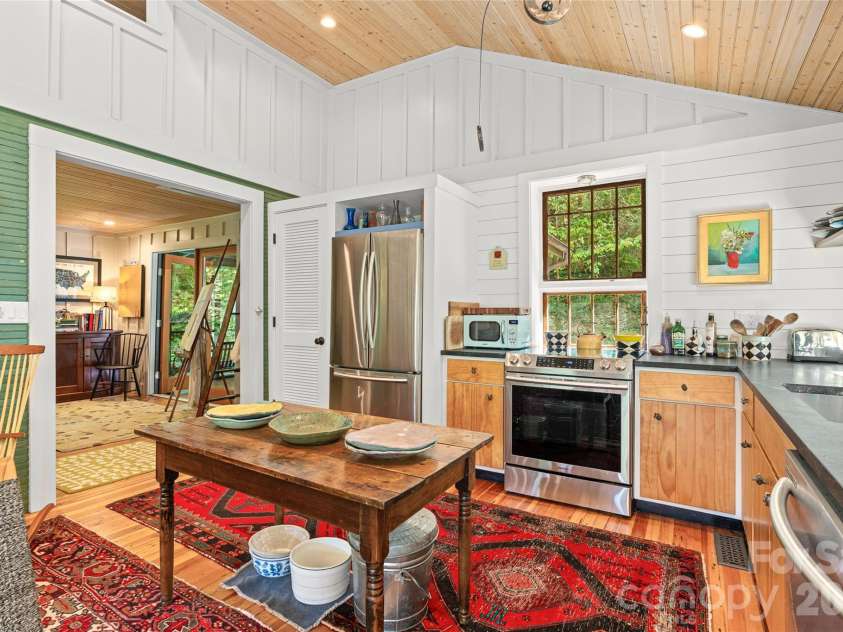 95 Chestnut Hill Loop Road, Gerton, NC 28735.  MLS# CAR4420243, YatesRealty ID 50183. 