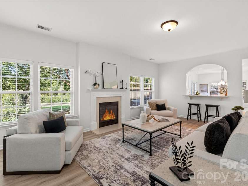 17323 Silas Place Drive, Davidson, NC 28036.  MLS# CAR4420635, YatesRealty ID 50185. 
