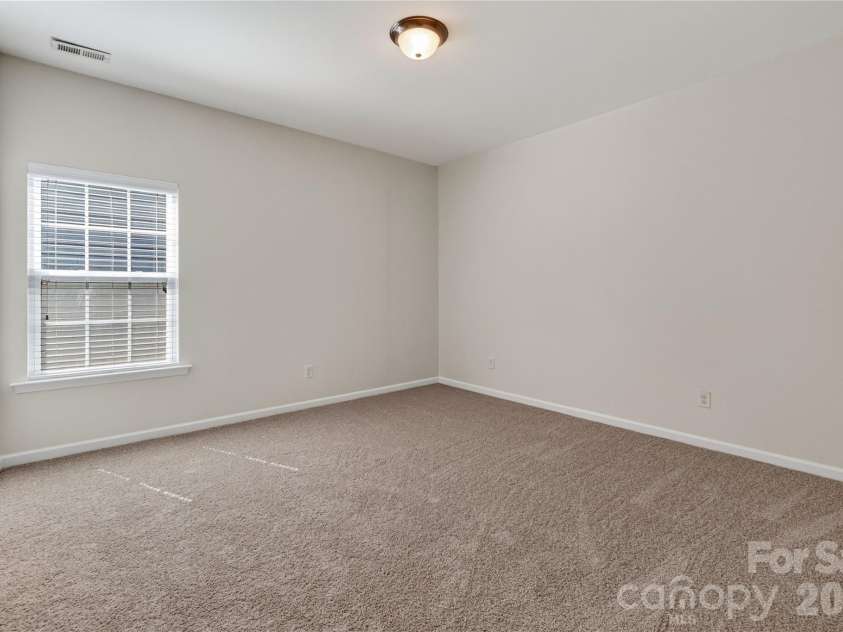 17323 Silas Place Drive, Davidson, NC 28036.  MLS# CAR4420635, YatesRealty ID 50185. 