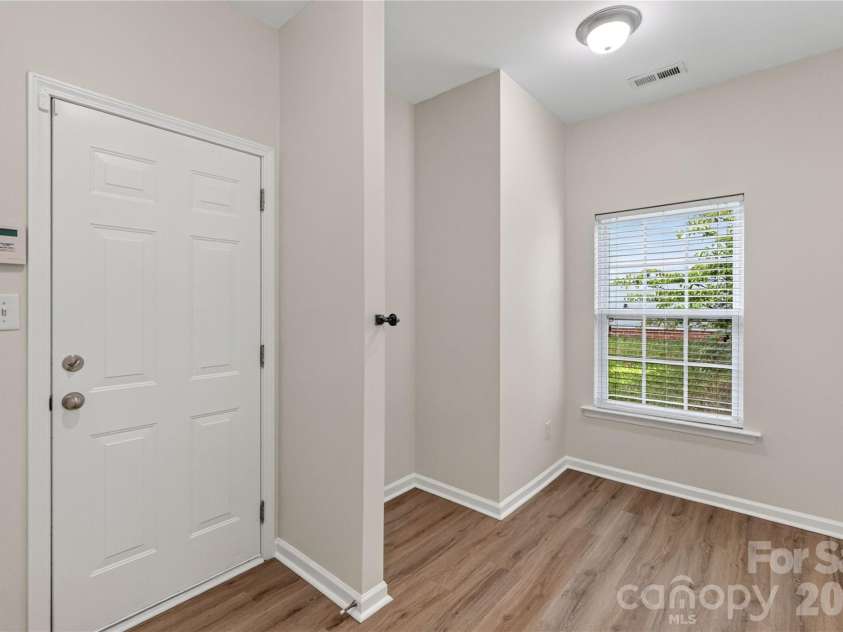 17323 Silas Place Drive, Davidson, NC 28036.  MLS# CAR4420635, YatesRealty ID 50185. Drop zone