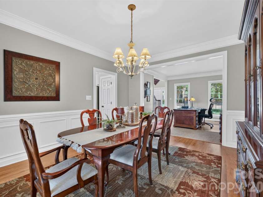 12604 Willingdon Road, Huntersville, NC 28078.  MLS# CAR4420497, YatesRealty ID 50186. Natural light from all angles.