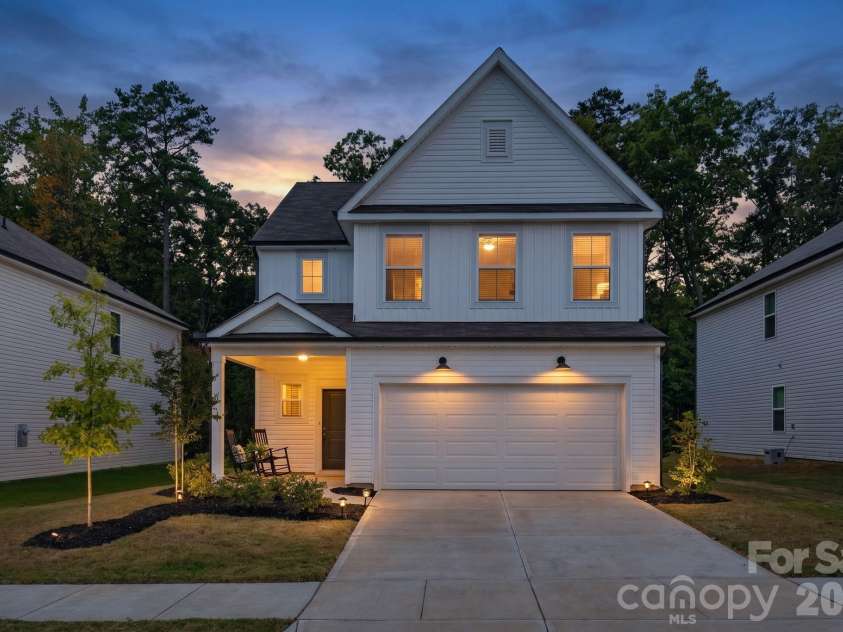 10100 Travis Floyd Lane, Charlotte, NC 28214.  MLS# CAR4420818, YatesRealty ID 50187. 