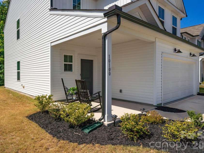 10100 Travis Floyd Lane, Charlotte, NC 28214.  MLS# CAR4420818, YatesRealty ID 50187. 