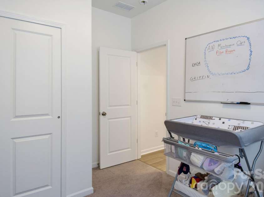 10100 Travis Floyd Lane, Charlotte, NC 28214.  MLS# CAR4420818, YatesRealty ID 50187. 