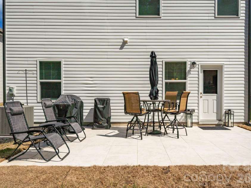 10100 Travis Floyd Lane, Charlotte, NC 28214.  MLS# CAR4420818, YatesRealty ID 50187. 