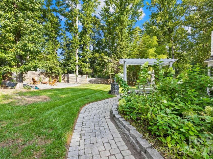 6616 Mays Chapel Lane, Charlotte, NC 28270.  MLS# CAR4419963, YatesRealty ID 50188. 