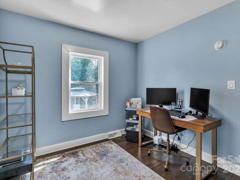 3036 Marlowe Avenue, Charlotte, NC 28208.  MLS# CAR4232409, YatesRealty ID 5019. Flex room