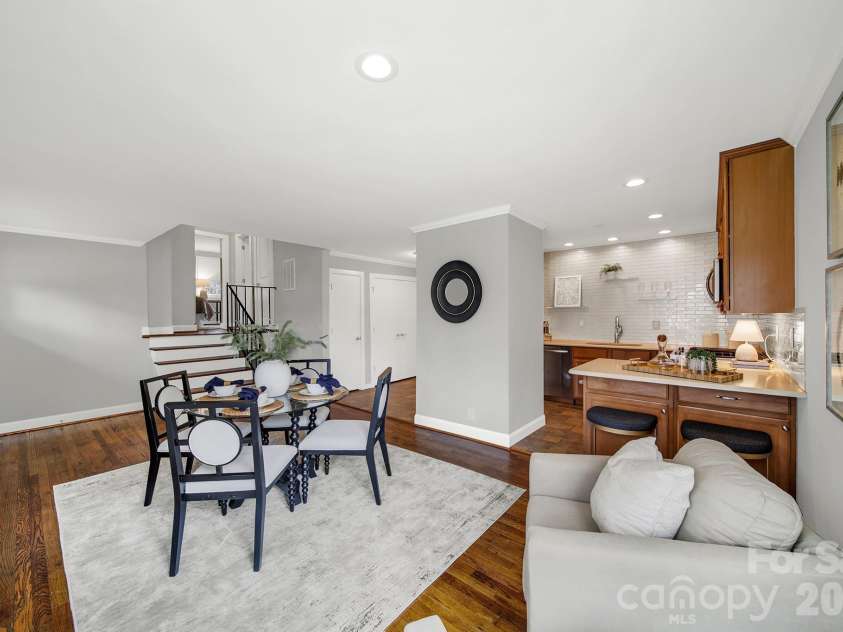 5001 White Oak Road, Charlotte, NC 28210.  MLS# CAR4353228, YatesRealty ID 5019. 