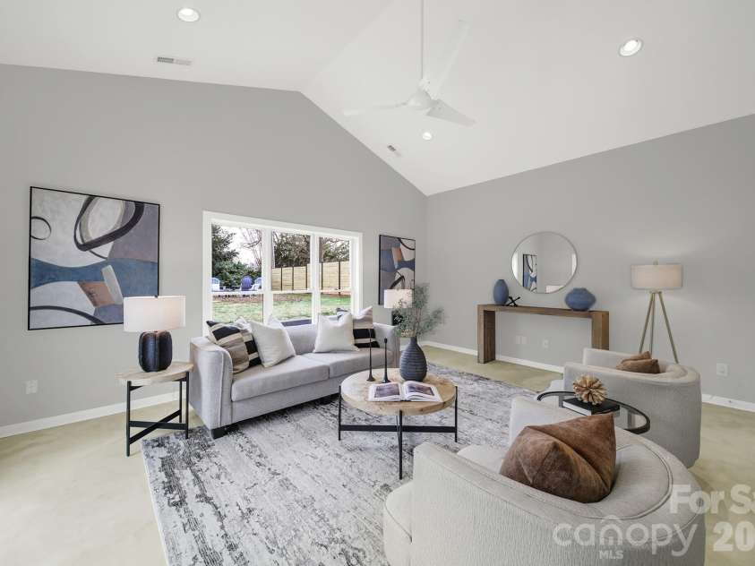 5001 White Oak Road, Charlotte, NC 28210.  MLS# CAR4353228, YatesRealty ID 5019. 