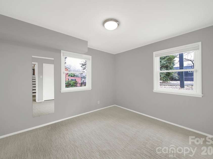 5001 White Oak Road, Charlotte, NC 28210.  MLS# CAR4353228, YatesRealty ID 5019. 