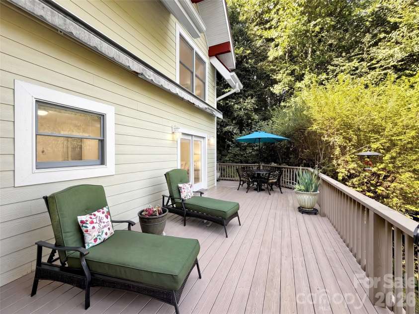391 Grand Vista Drive, Sylva, NC 28779.  MLS# CAR4420900, YatesRealty ID 50190. 