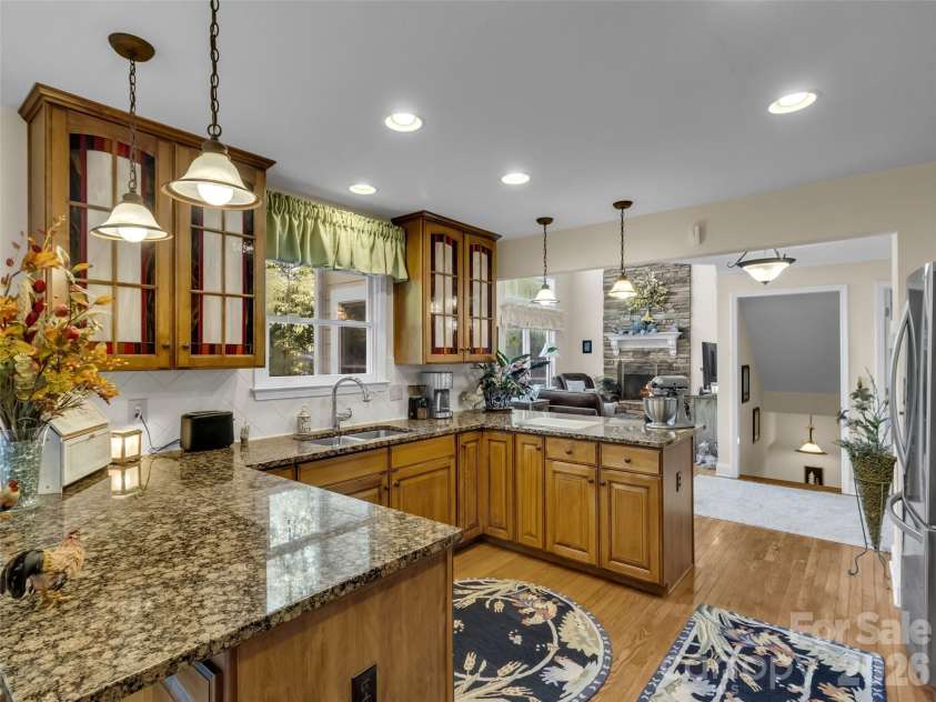391 Grand Vista Drive, Sylva, NC 28779.  MLS# CAR4420900, YatesRealty ID 50190. 