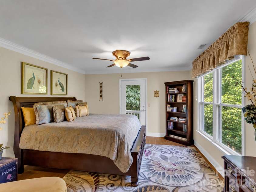 391 Grand Vista Drive, Sylva, NC 28779.  MLS# CAR4420900, YatesRealty ID 50190. 