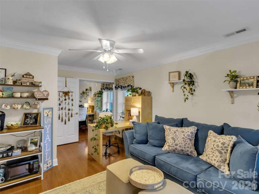 391 Grand Vista Drive, Sylva, NC 28779.  MLS# CAR4420900, YatesRealty ID 50190. 