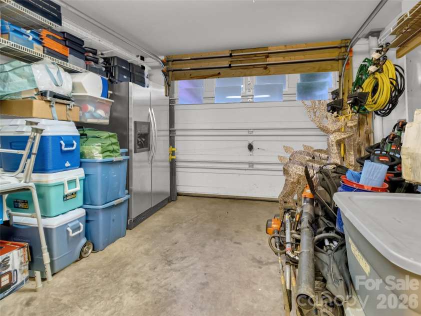 391 Grand Vista Drive, Sylva, NC 28779.  MLS# CAR4420900, YatesRealty ID 50190. 