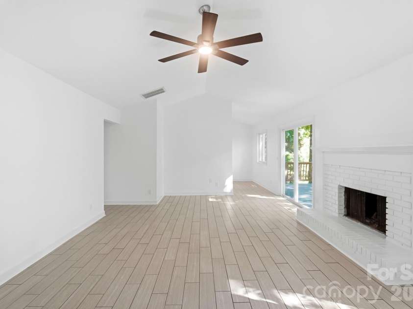 319 Settlement Drive, Midland, NC 28107.  MLS# CAR4418684, YatesRealty ID 50192. 