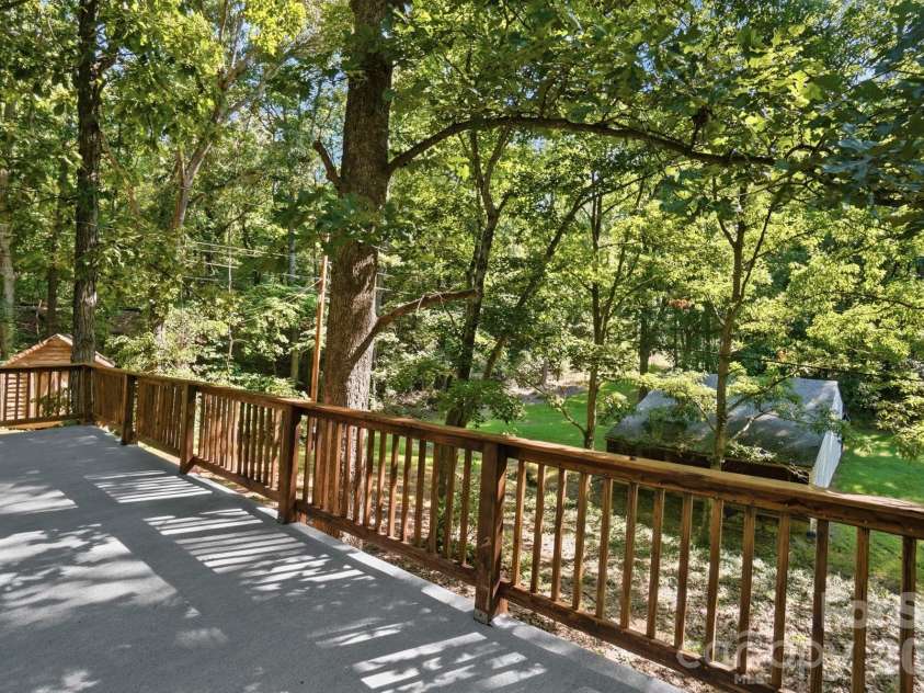 319 Settlement Drive, Midland, NC 28107.  MLS# CAR4418684, YatesRealty ID 50192. 
