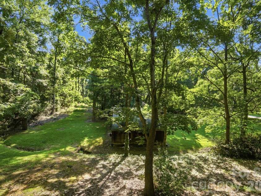 319 Settlement Drive, Midland, NC 28107.  MLS# CAR4418684, YatesRealty ID 50192. 