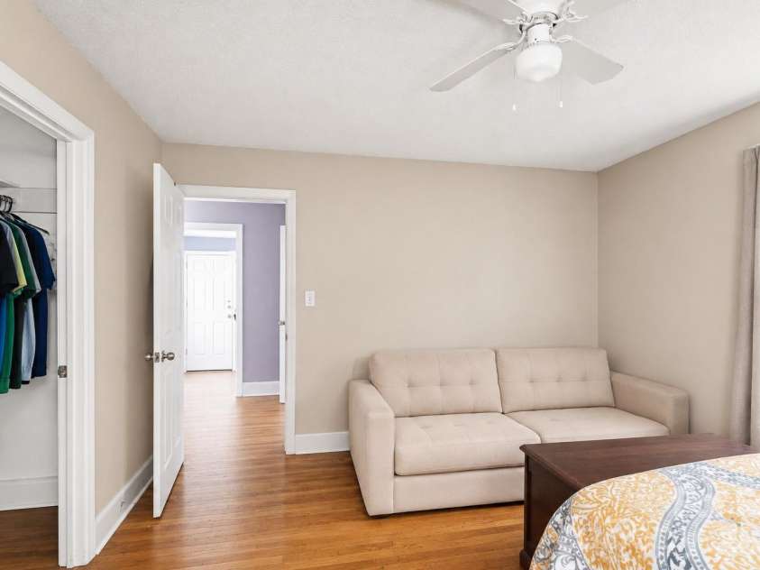 2900 SAM NEWELL Road, Matthews, NC 28105.  MLS# CAR4419275, YatesRealty ID 50194. 