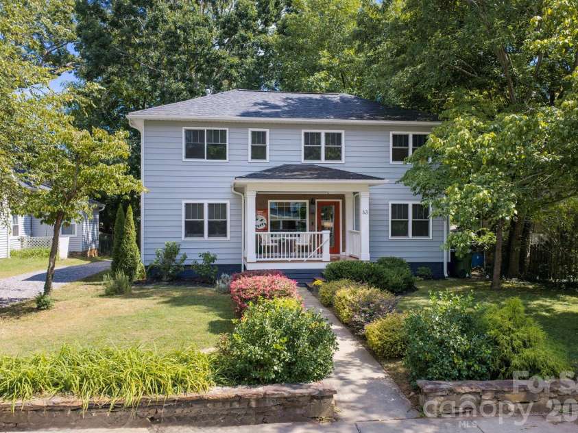 63 Westwood Place, Asheville, NC 28806.  MLS# CAR4417640, YatesRealty ID 50197. 