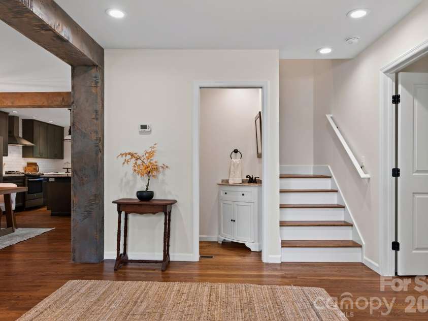 63 Westwood Place, Asheville, NC 28806.  MLS# CAR4417640, YatesRealty ID 50197. 