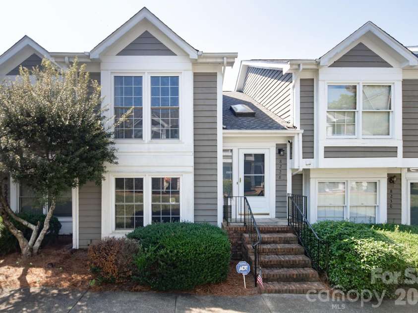 8228 Legare Court, Charlotte, NC 28210.  MLS# CAR4418862, YatesRealty ID 50198. 