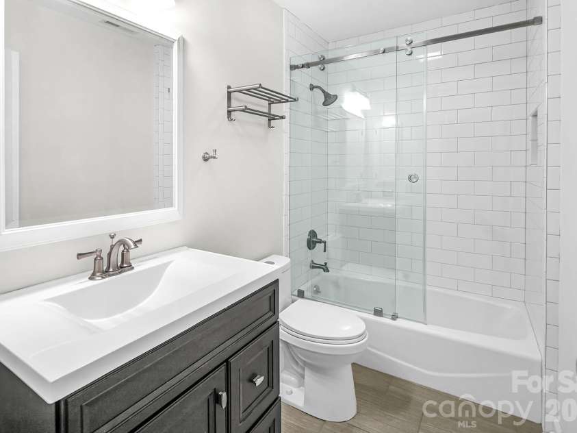 8228 Legare Court, Charlotte, NC 28210.  MLS# CAR4418862, YatesRealty ID 50198. 