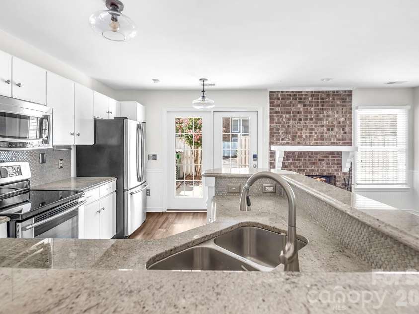 8228 Legare Court, Charlotte, NC 28210.  MLS# CAR4418862, YatesRealty ID 50198. 