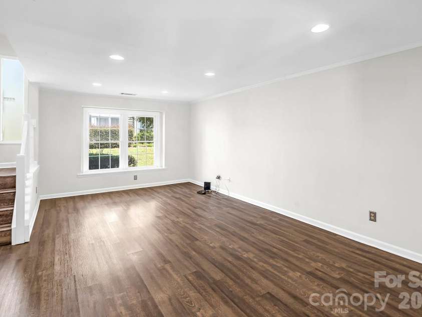 8228 Legare Court, Charlotte, NC 28210.  MLS# CAR4418862, YatesRealty ID 50198. 