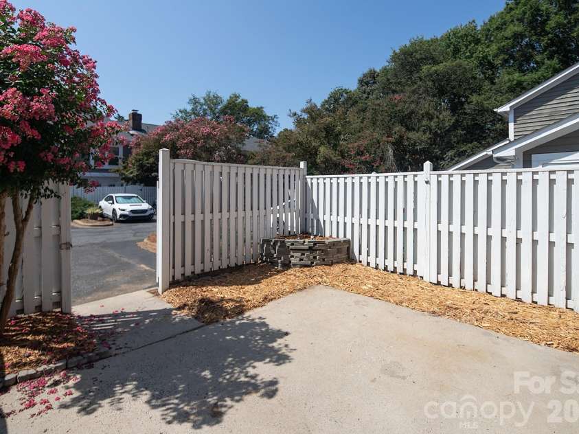 8228 Legare Court, Charlotte, NC 28210.  MLS# CAR4418862, YatesRealty ID 50198. 