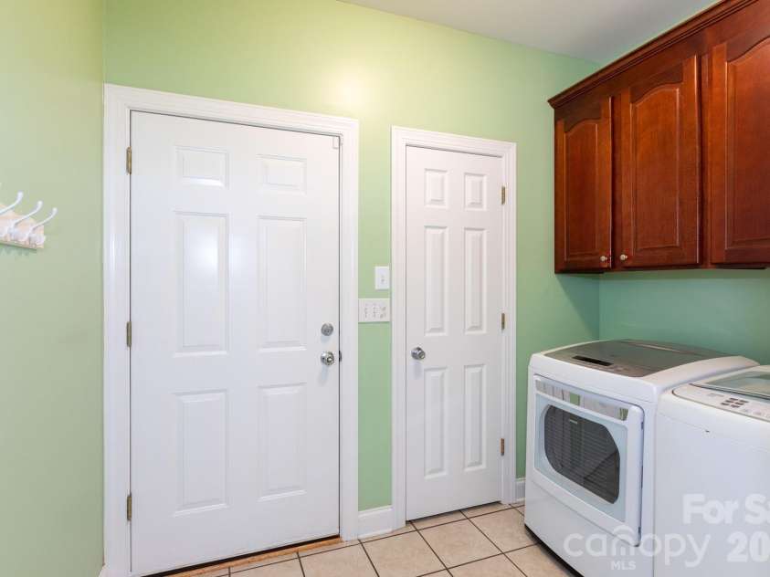 1525 Garrett Landen Drive, Clover, SC 29710.  MLS# CAR4357424, YatesRealty ID 5020. 