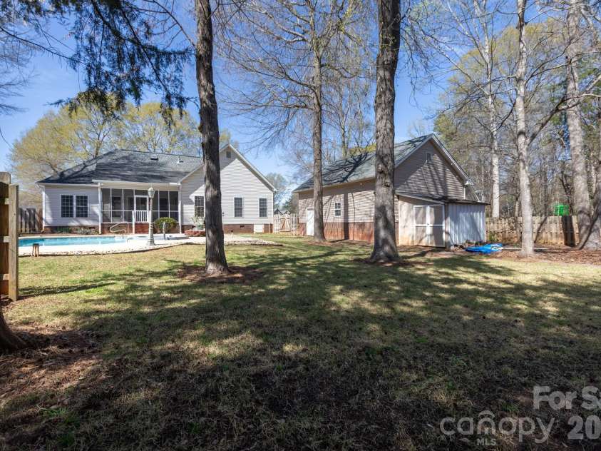 1525 Garrett Landen Drive, Clover, SC 29710.  MLS# CAR4357424, YatesRealty ID 5020. 