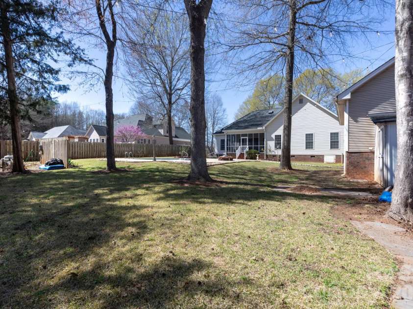 1525 Garrett Landen Drive, Clover, SC 29710.  MLS# CAR4357424, YatesRealty ID 5020. 