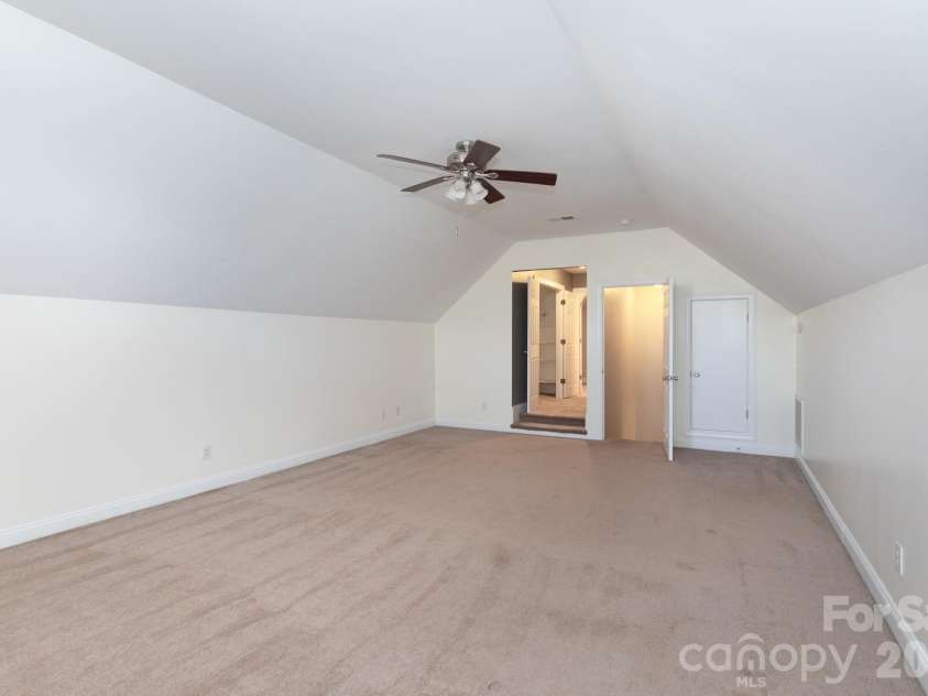 1525 Garrett Landen Drive, Clover, SC 29710.  MLS# CAR4357424, YatesRealty ID 5020. Bed 4/Flex