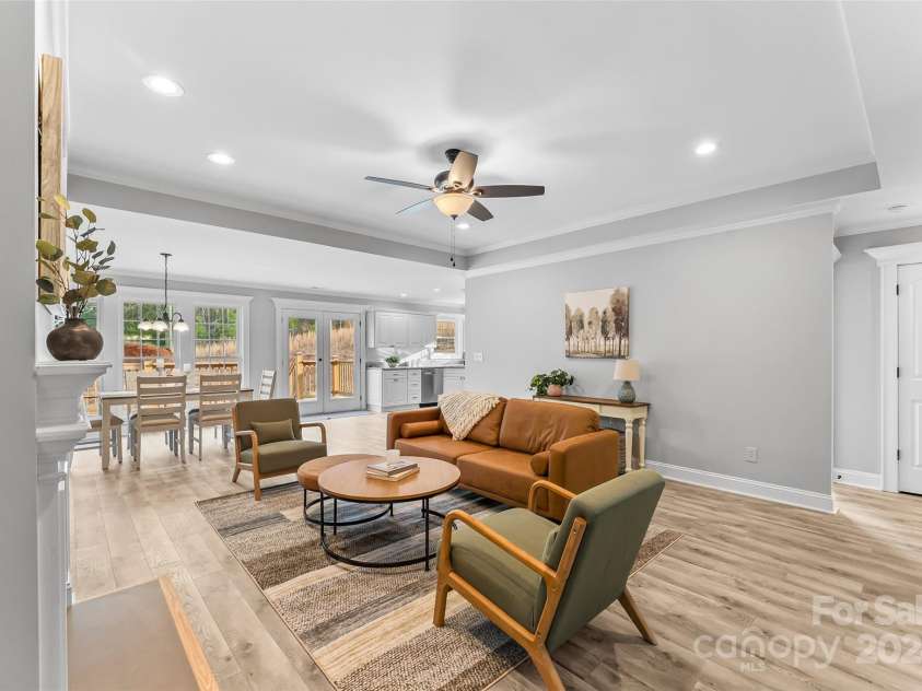 792 Harris Avenue, Valdese, NC 28690.  MLS# CAR4209962, YatesRealty ID 5020. 
