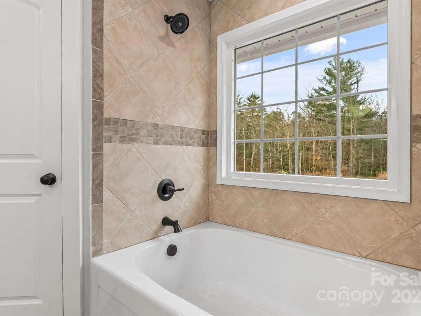 792 Harris Avenue, Valdese, NC 28690.  MLS# CAR4209962, YatesRealty ID 5020. 