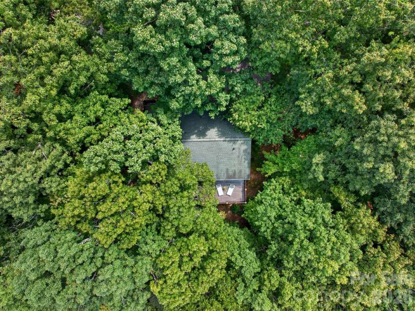 50 Cherokee Lane, Swannanoa, NC 28778.  MLS# CAR4418534, YatesRealty ID 50202. 