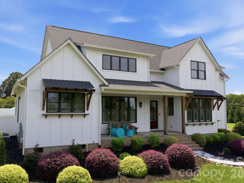 116 Burley Drive, Mooresville, NC 28115.  MLS# CAR4402820, YatesRealty ID 50204. 