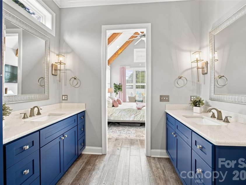 116 Burley Drive, Mooresville, NC 28115.  MLS# CAR4402820, YatesRealty ID 50204. Primary Bathroom