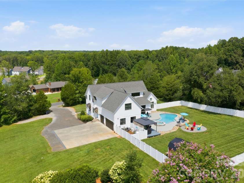 116 Burley Drive, Mooresville, NC 28115.  MLS# CAR4402820, YatesRealty ID 50204. Property