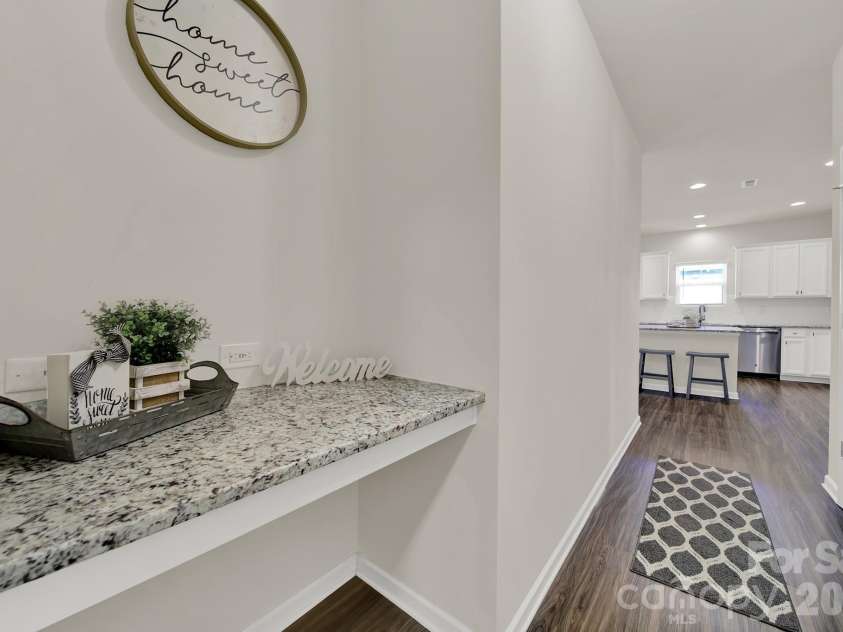 191 Willow Valley Drive, Mooresville, NC 28115.  MLS# CAR4396479, YatesRealty ID 50205. 