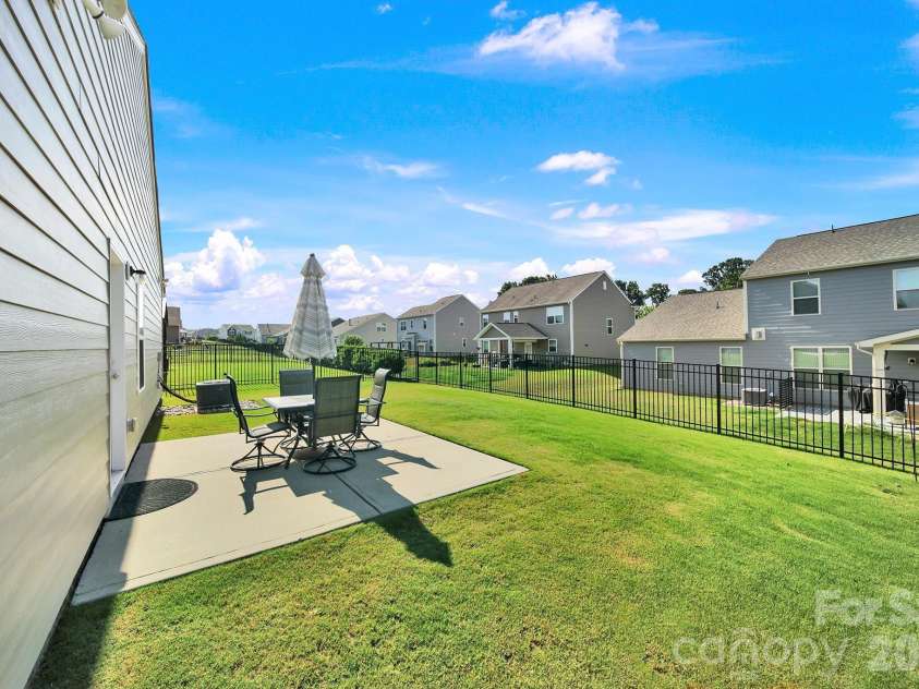 191 Willow Valley Drive, Mooresville, NC 28115.  MLS# CAR4396479, YatesRealty ID 50205. 