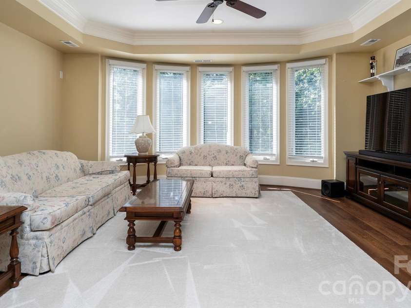 7786 Chapel Creek Drive, Denver, NC 28037.  MLS# CAR4407968, YatesRealty ID 50207. Bonus/flex room...
