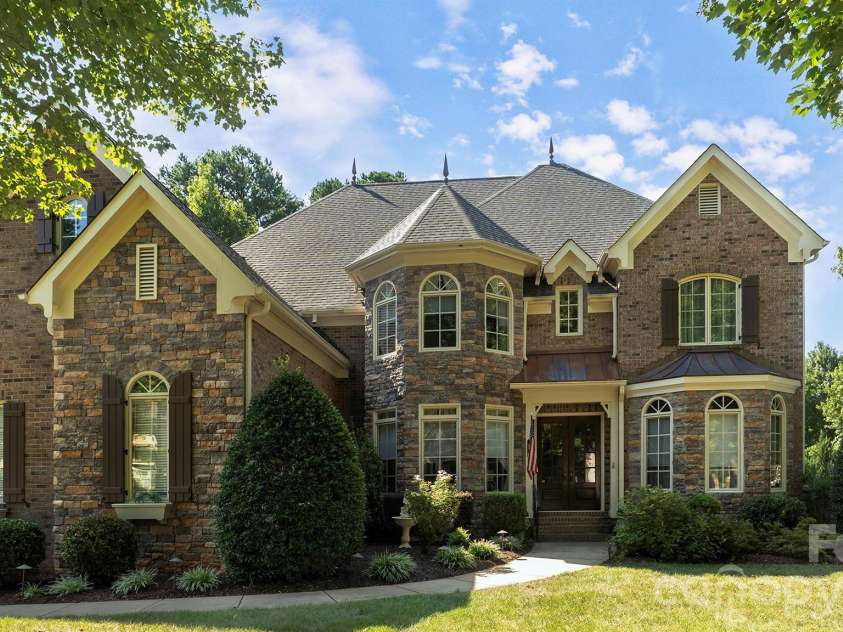 7786 Chapel Creek Drive, Denver, NC 28037.  MLS# CAR4407968, YatesRealty ID 50207. Welcome home...