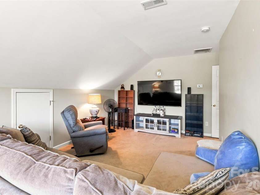 12702 Winget Road, Charlotte, NC 28278.  MLS# CAR4417523, YatesRealty ID 50213. 