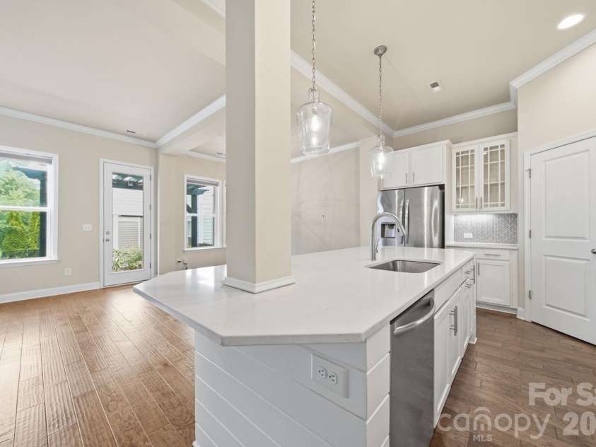 10112 Claire Vista Drive, Charlotte, NC 28277.  MLS# CAR4416513, YatesRealty ID 50215. 