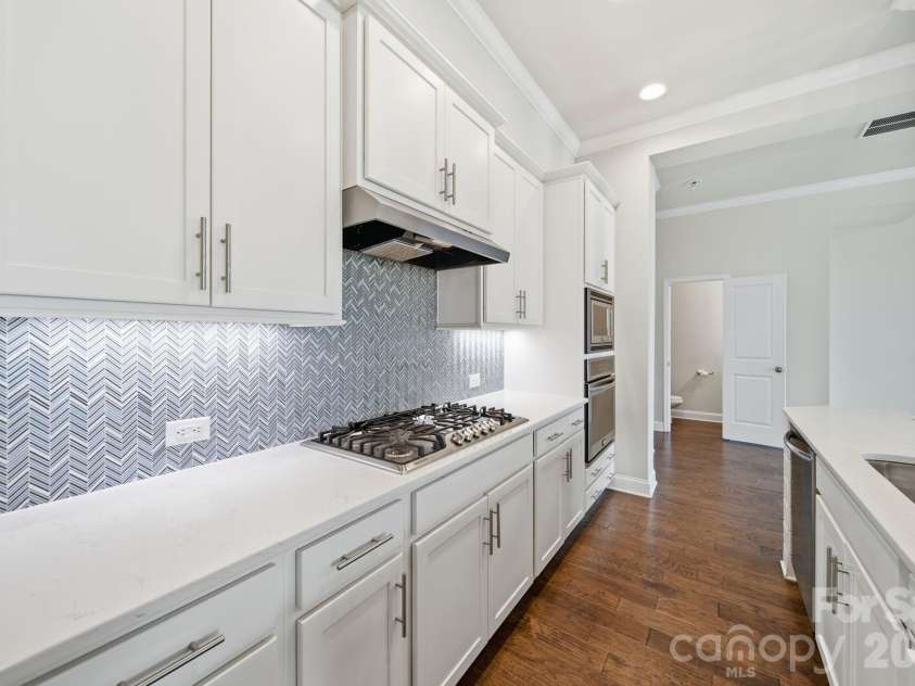 10112 Claire Vista Drive, Charlotte, NC 28277.  MLS# CAR4416513, YatesRealty ID 50215. 