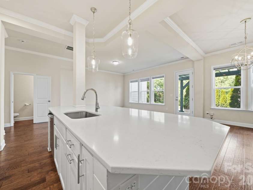 10112 Claire Vista Drive, Charlotte, NC 28277.  MLS# CAR4416513, YatesRealty ID 50215. 